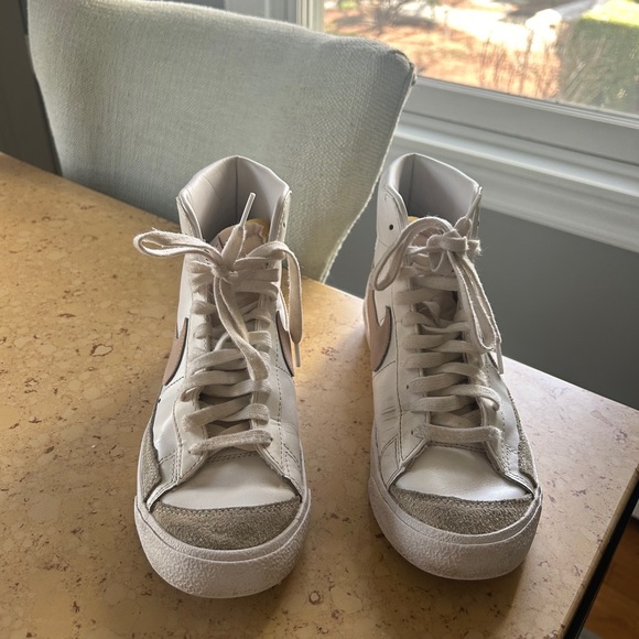 Womens Nike Blazer Mid '77 light pink women size 7 - Picture 9 of 10